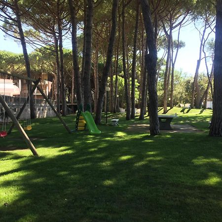 Hotel Beau Rivage Pineta Lido di Jesolo Bagian luar foto